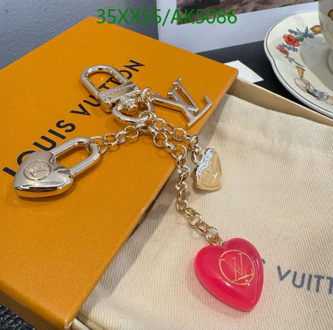 LV-Key pendant Code: AK5086 $: 35USD
