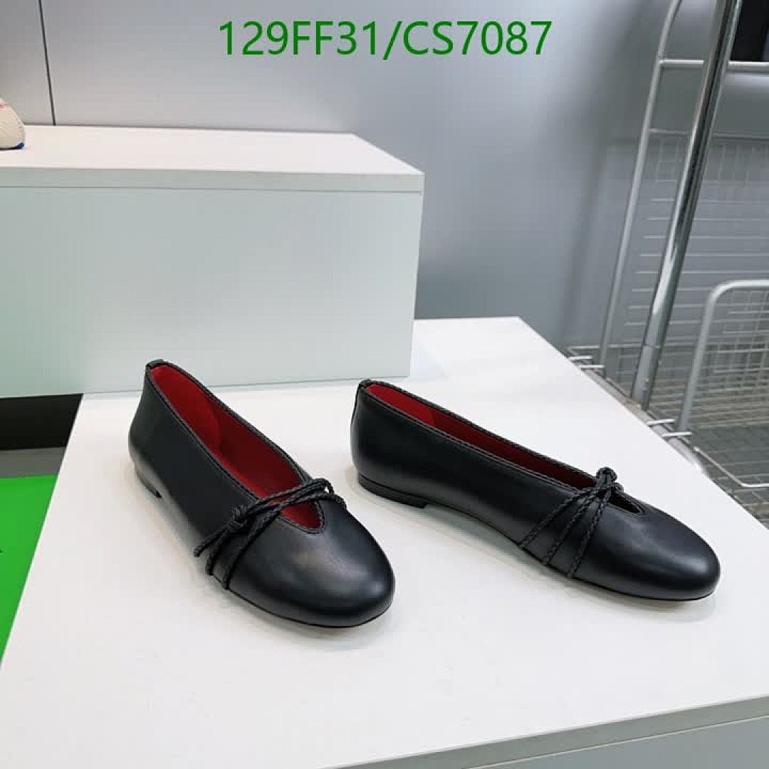 BV-Women Shoes Code: CS7087 $: 129USD
