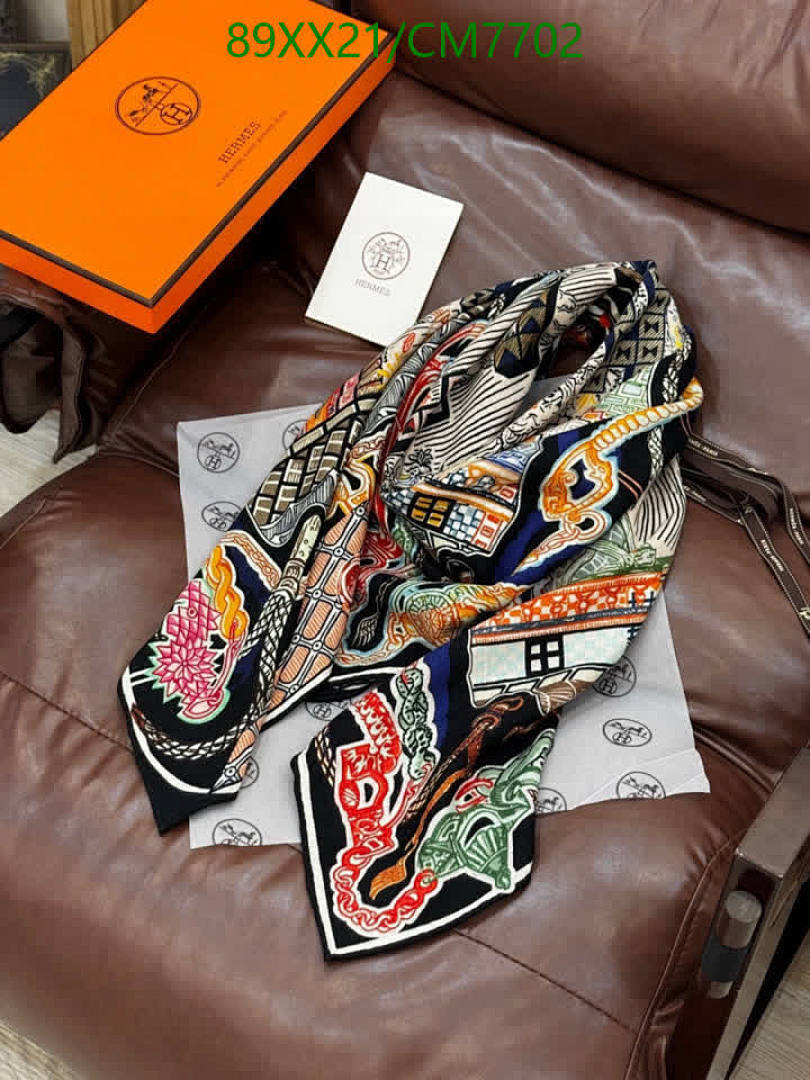 Hermes-Scarf Code: CM7702 $: 89USD