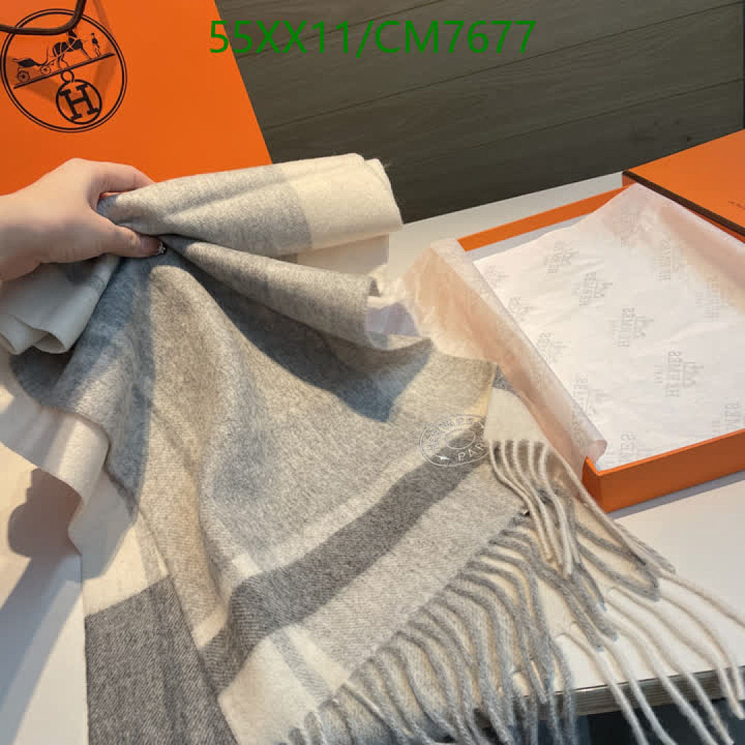 Hermes-Scarf Code: CM7677 $: 55USD