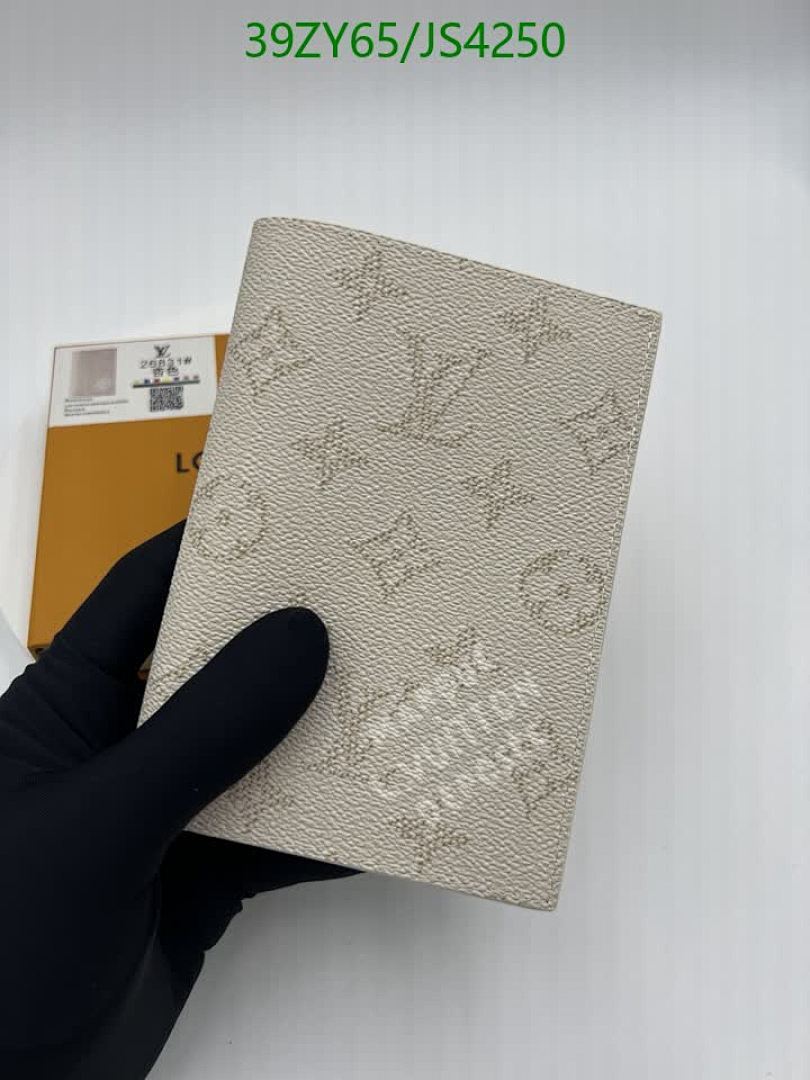 LV-Wallet-4A Quality Code: JS4250 $: 39USD