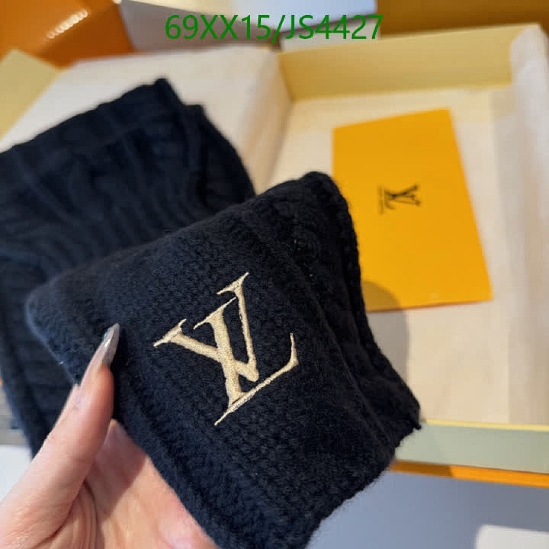 LV-Scarf Code: JS4427 $: 69USD