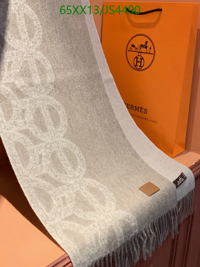 Hermes-Scarf Code: JS4490 $: 65USD