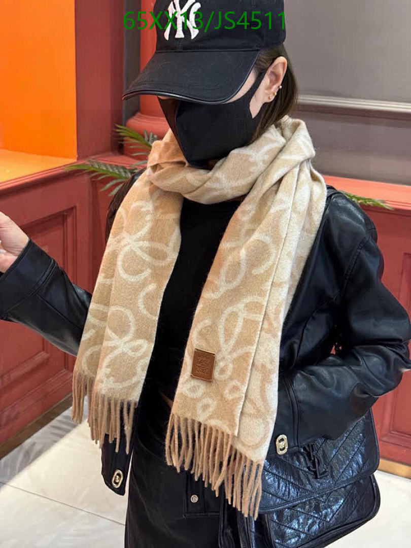 Loewe-Scarf Code: JS4511 $: 65USD