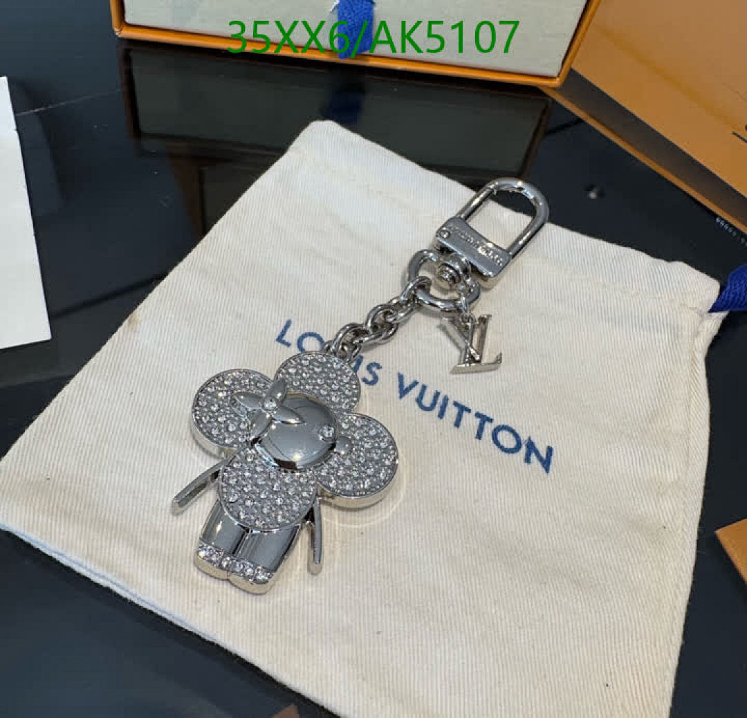 LV-Key pendant Code: AK5107 $: 35USD