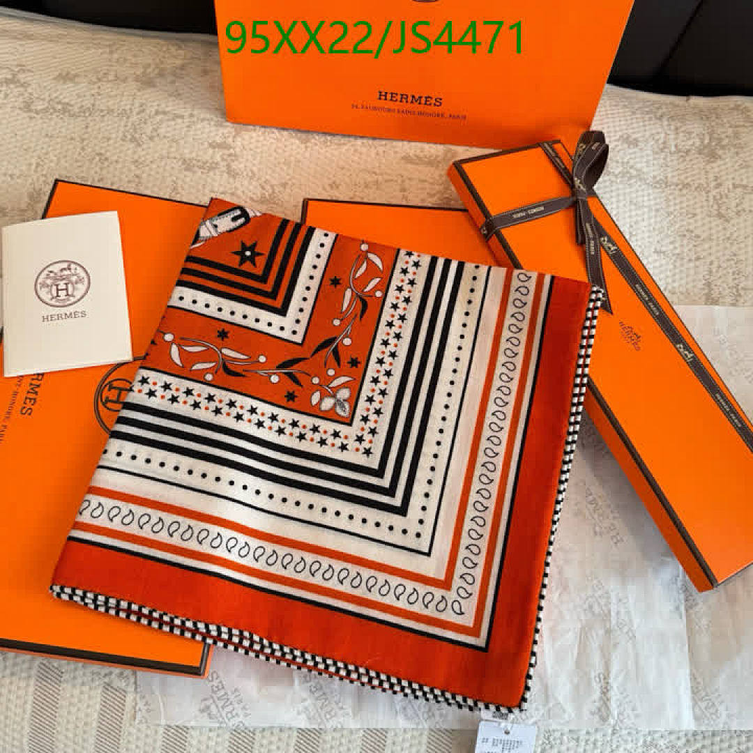 Hermes-Scarf Code: JS4471 $: 95USD