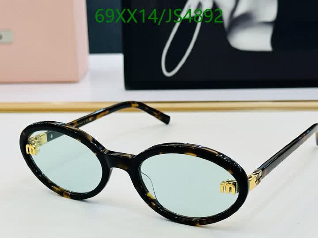 Miu Miu-Glasses Code: JS4892 $: 69USD