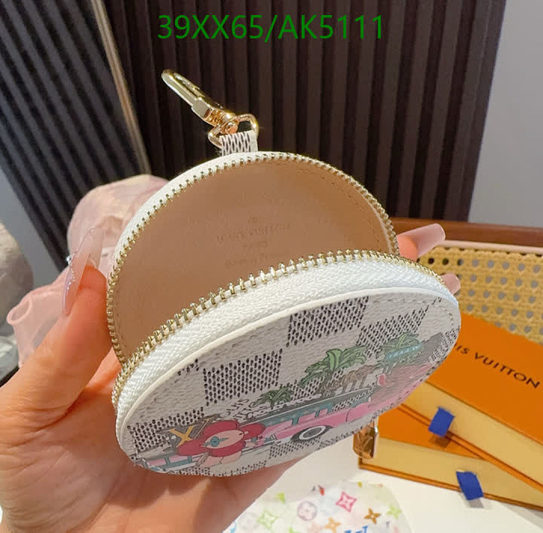 LV-Key pendant Code: AK5111 $: 39USD