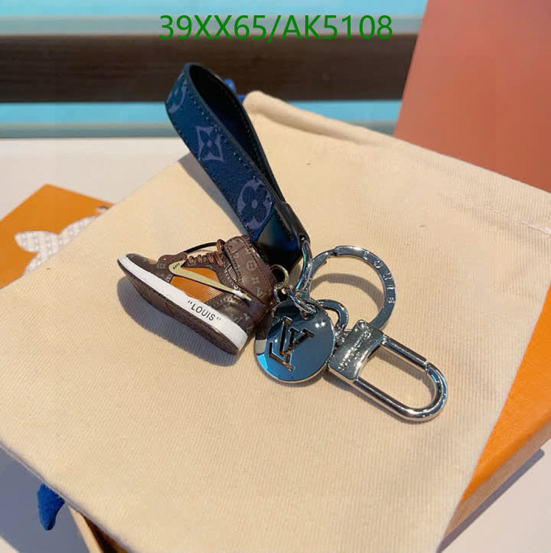 LV-Key pendant Code: AK5108 $: 39USD