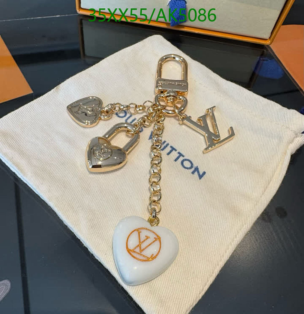 LV-Key pendant Code: AK5086 $: 35USD
