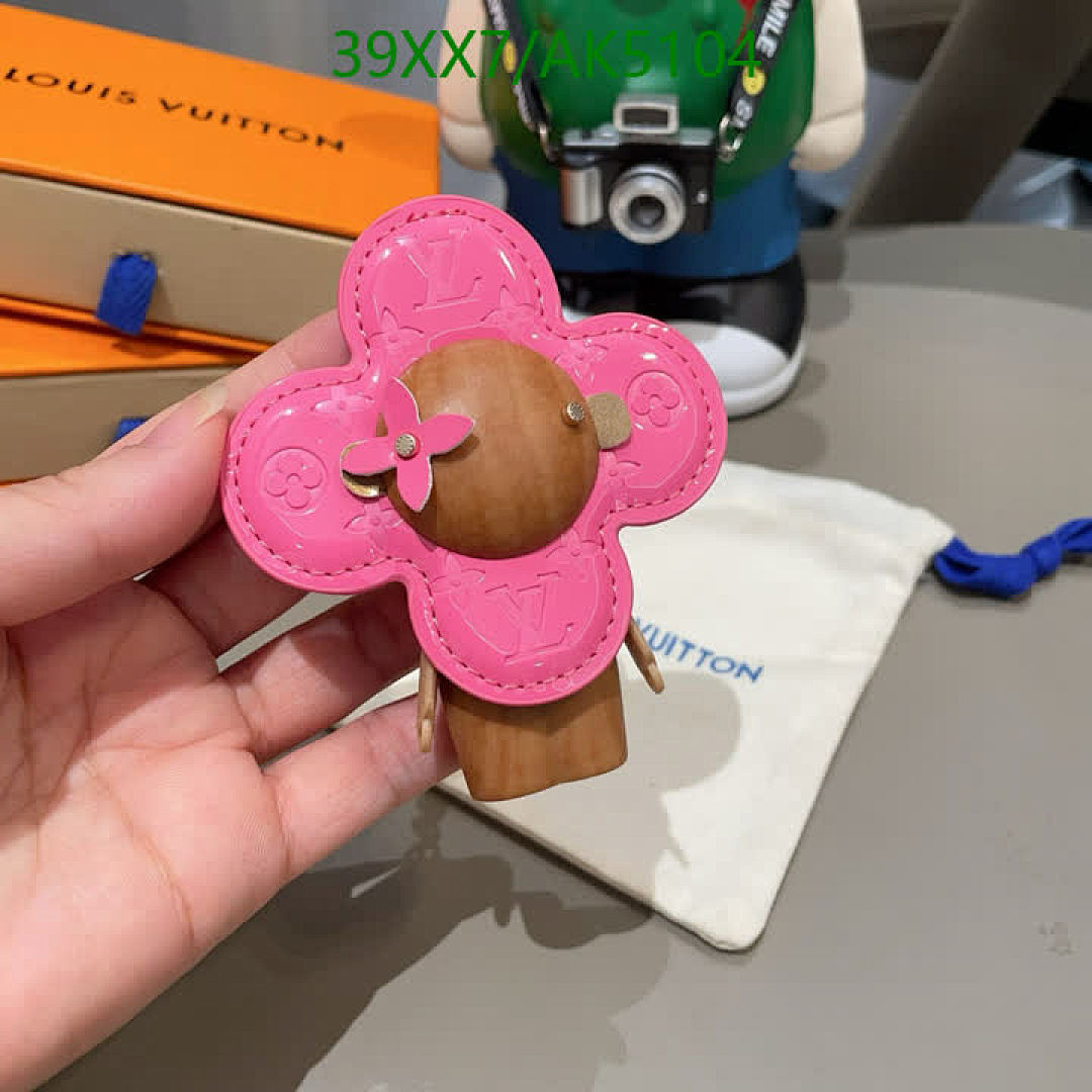 LV-Key pendant Code: AK5104 $: 39USD