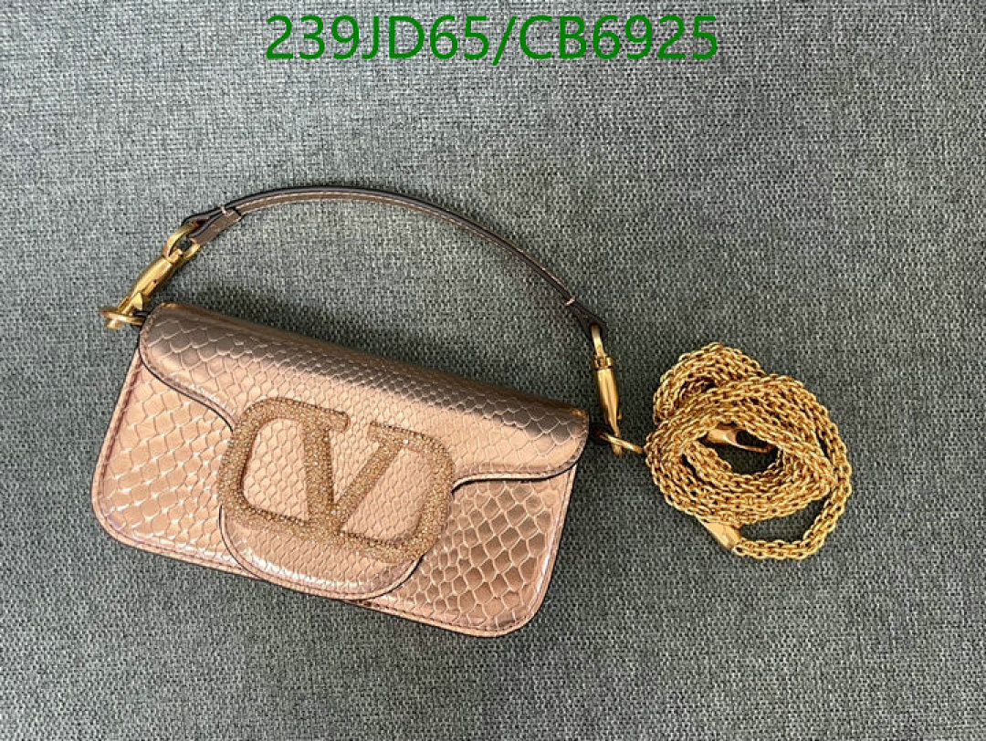Valentino-Bag-Mirror Quality Code: CB6925 $: 239USD