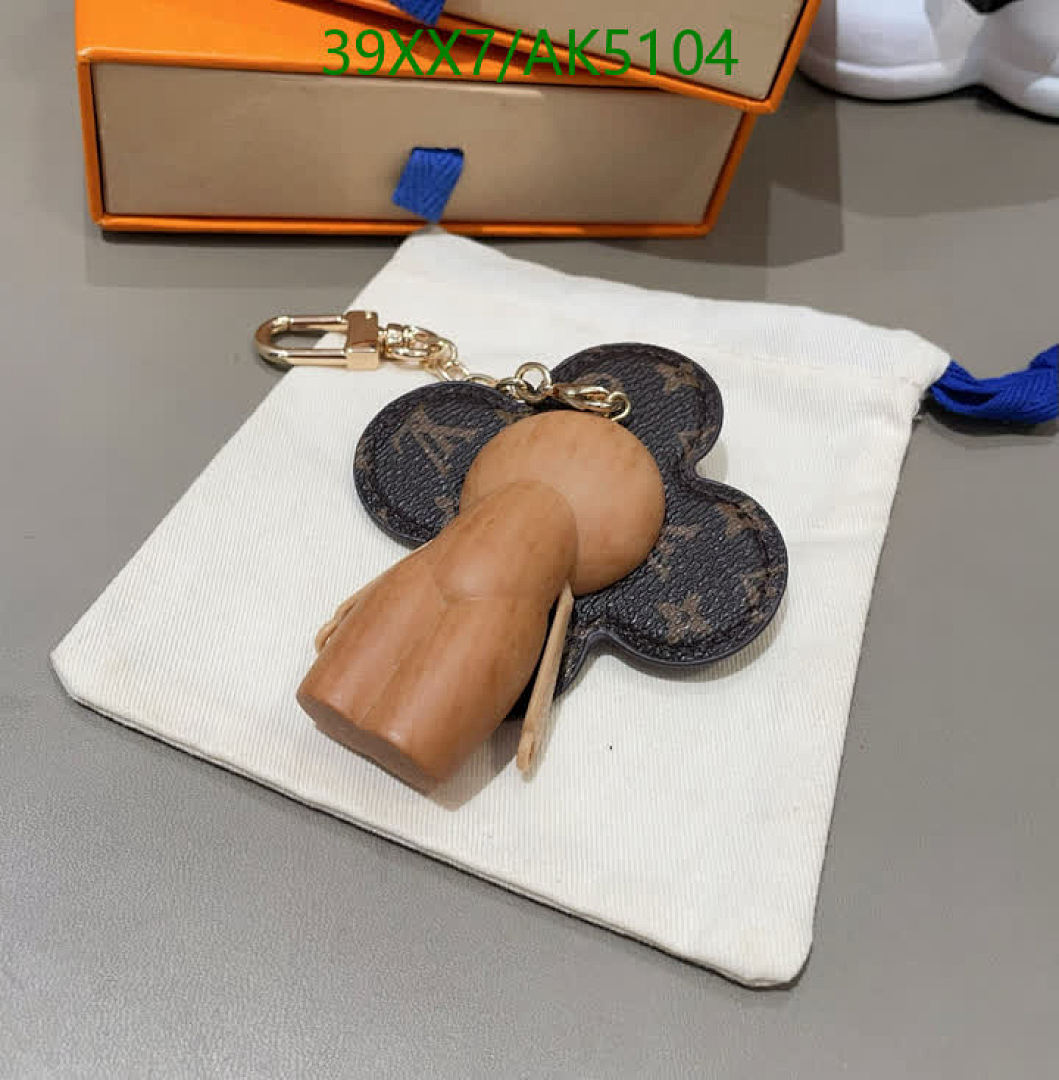 LV-Key pendant Code: AK5104 $: 39USD
