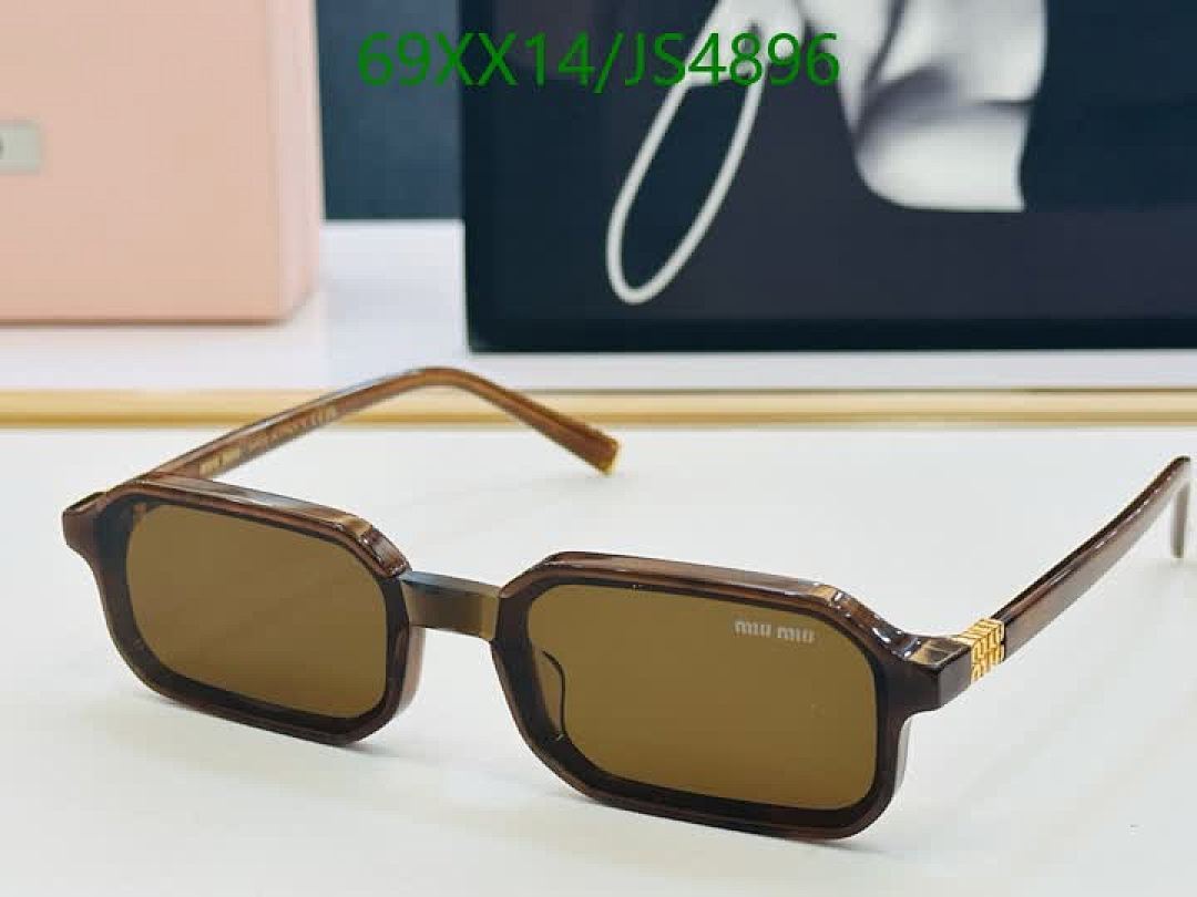 Miu Miu-Glasses Code: JS4896 $: 69USD