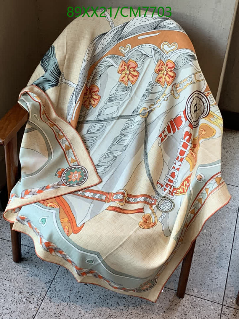 Hermes-Scarf Code: CM7703 $: 89USD