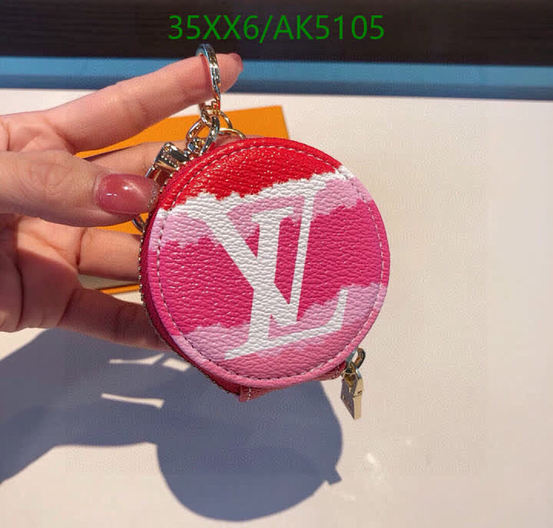 LV-Key pendant Code: AK5105 $: 35USD
