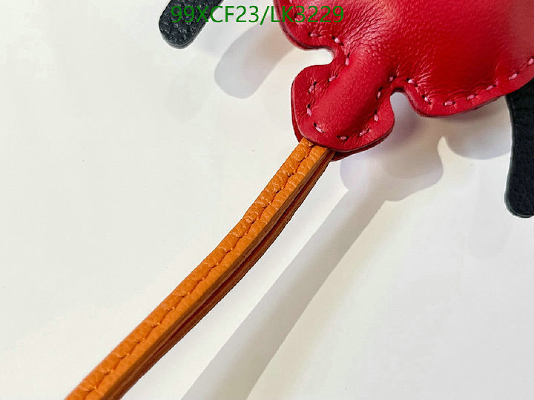 Hermes-Key pendant Code: LK3229 $: 99USD