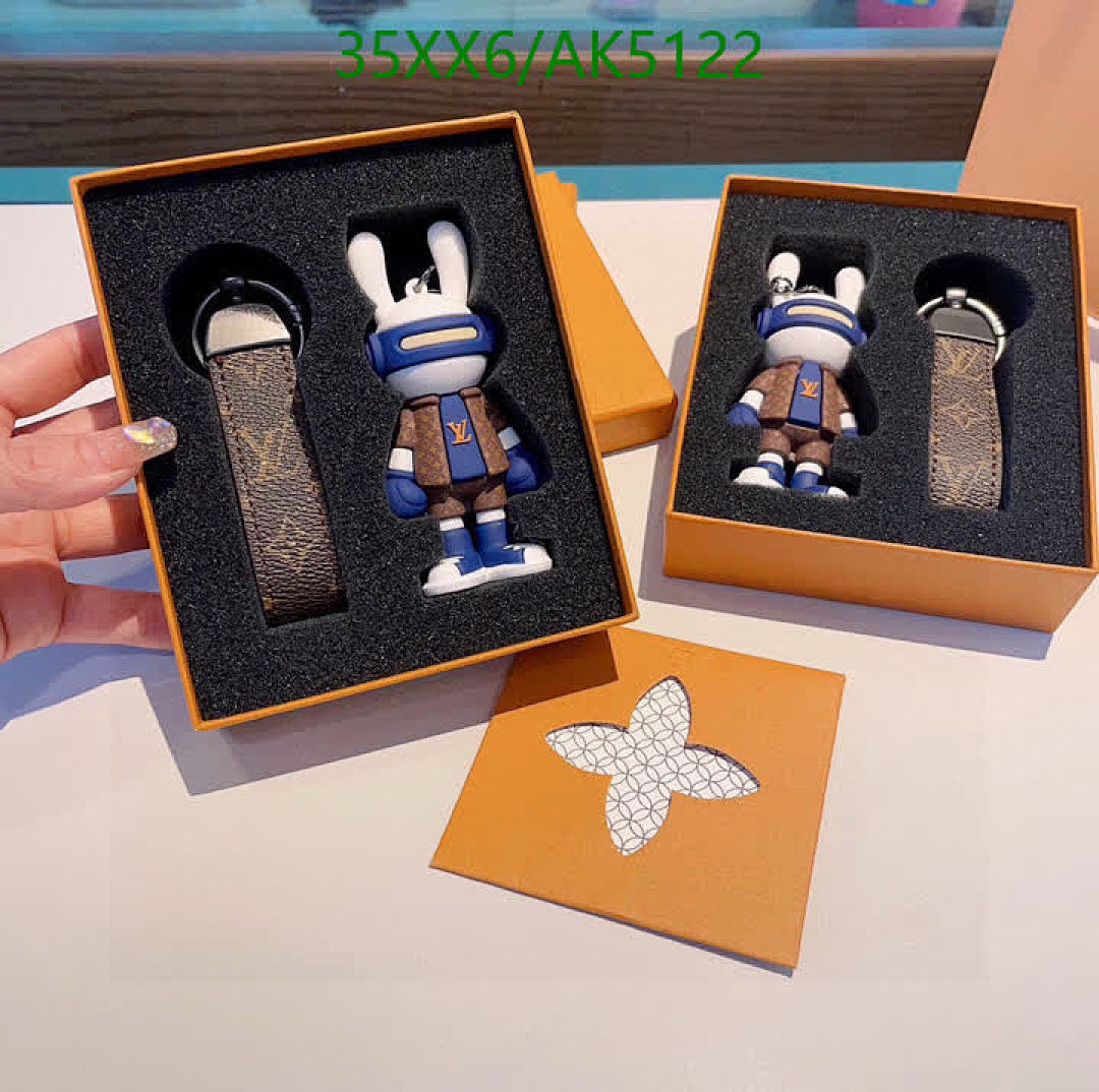 LV-Key pendant Code: AK5122 $: 35USD