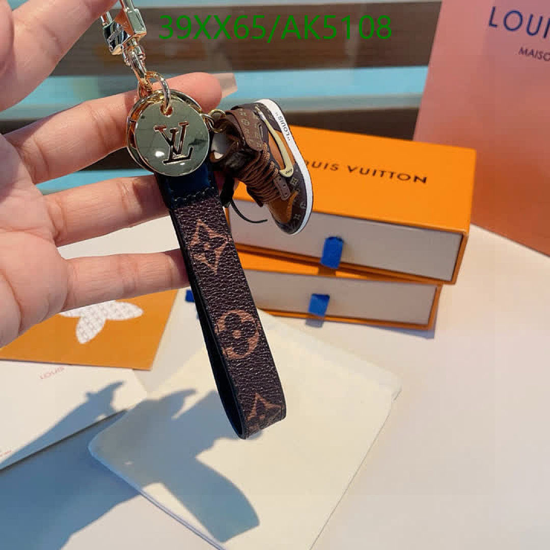 LV-Key pendant Code: AK5108 $: 39USD