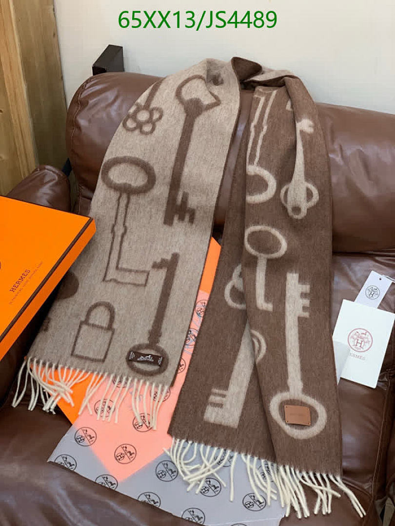 Hermes-Scarf Code: JS4489 $: 65USD