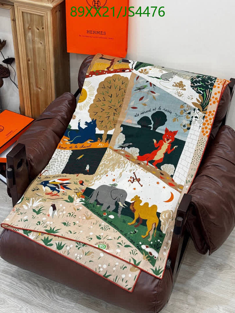 Hermes-Scarf Code: JS4476 $: 89USD