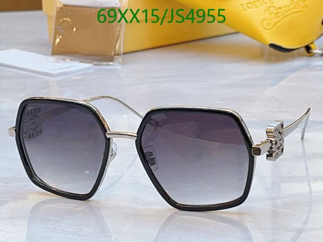 Loewe-Glasses Code: JS4955 $: 69USD