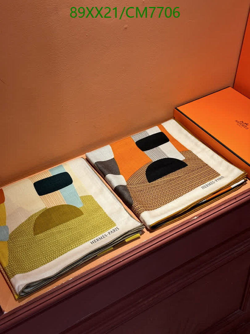 Hermes-Scarf Code: CM7706 $: 89USD
