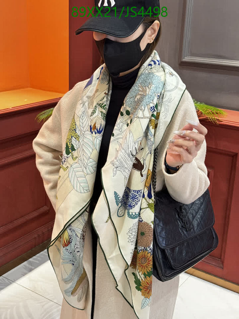 Hermes-Scarf Code: JS4498 $: 89USD