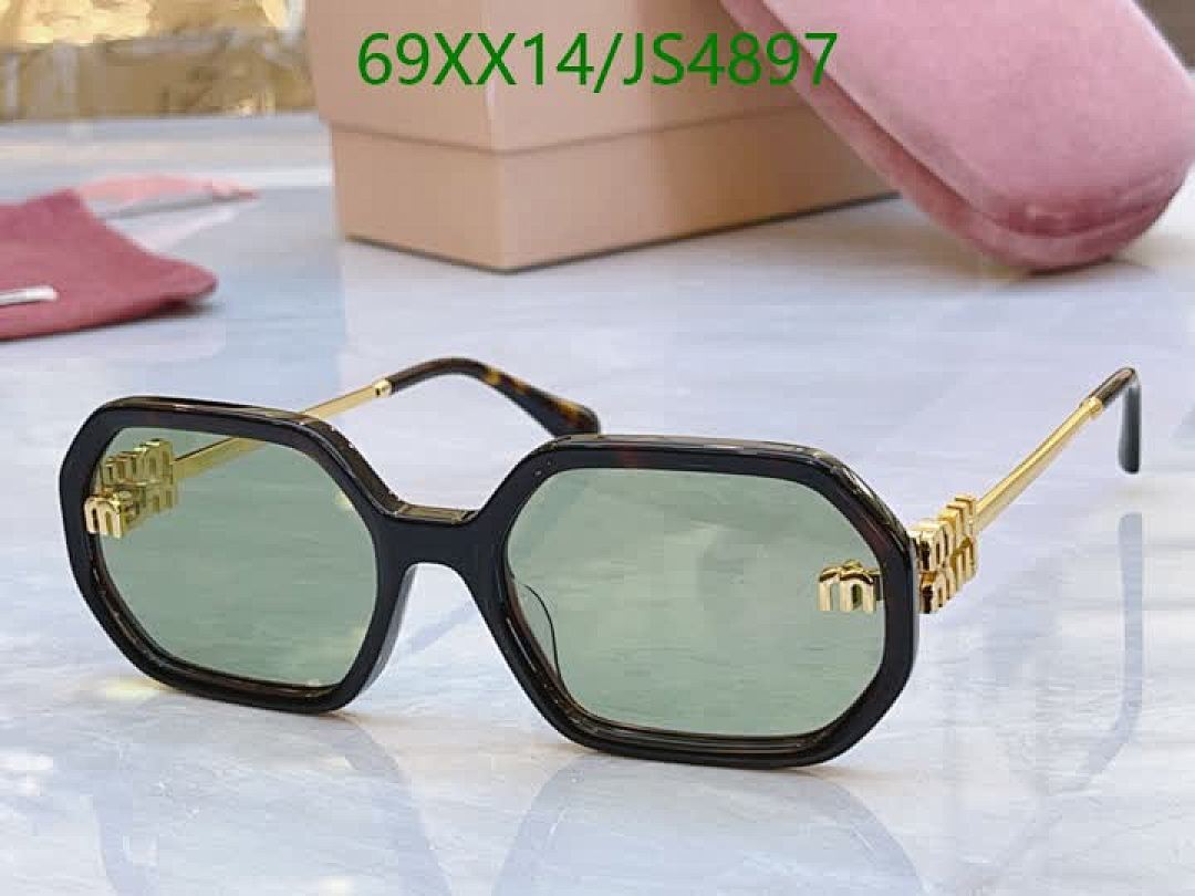 Miu Miu-Glasses Code: JS4897 $: 69USD
