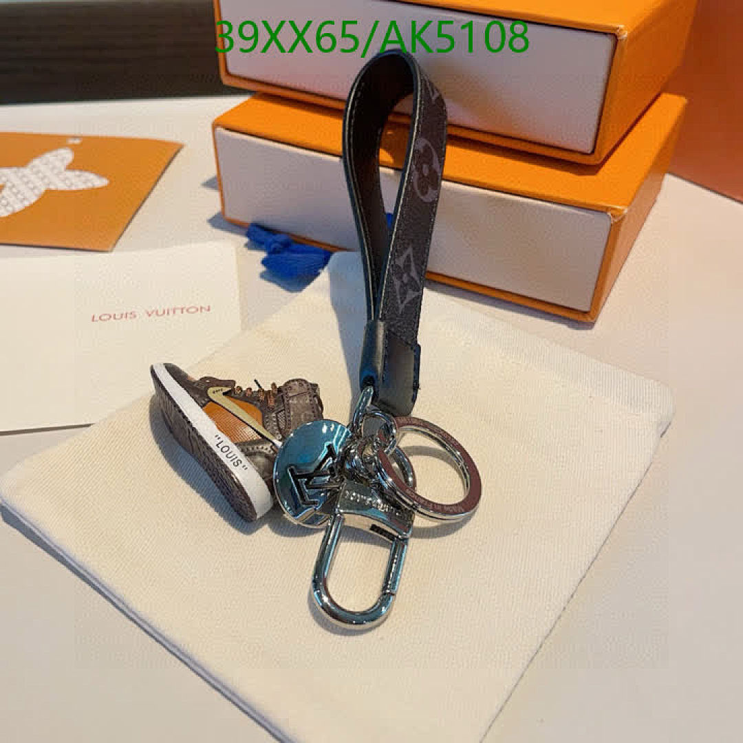 LV-Key pendant Code: AK5108 $: 39USD