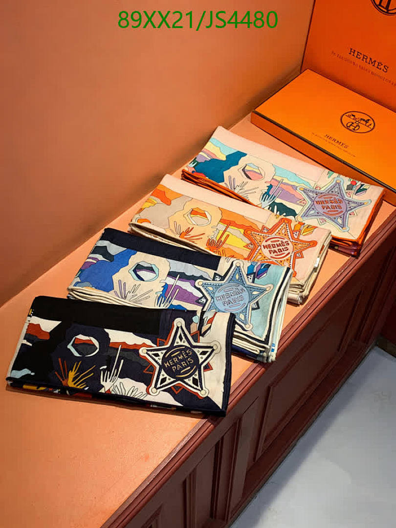 Hermes-Scarf Code: JS4480 $: 89USD