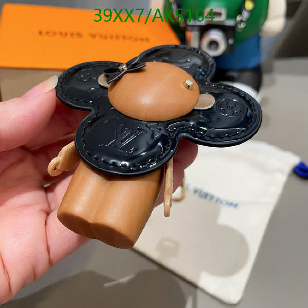 LV-Key pendant Code: AK5104 $: 39USD