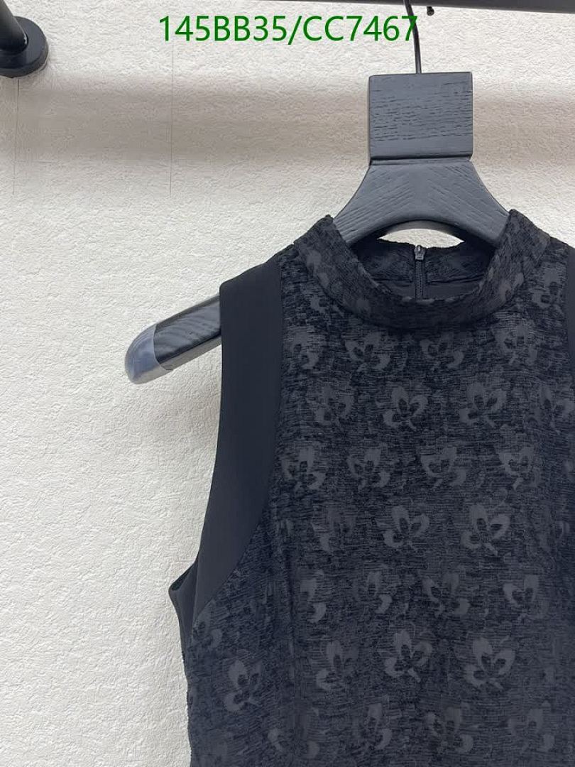Dior-Clothing Code: CC7467 $: 145USD