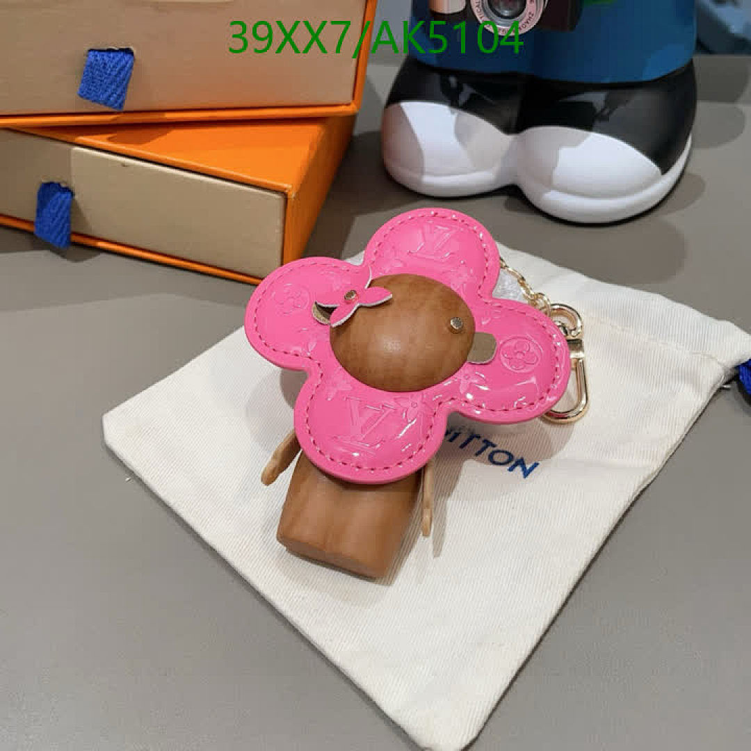 LV-Key pendant Code: AK5104 $: 39USD