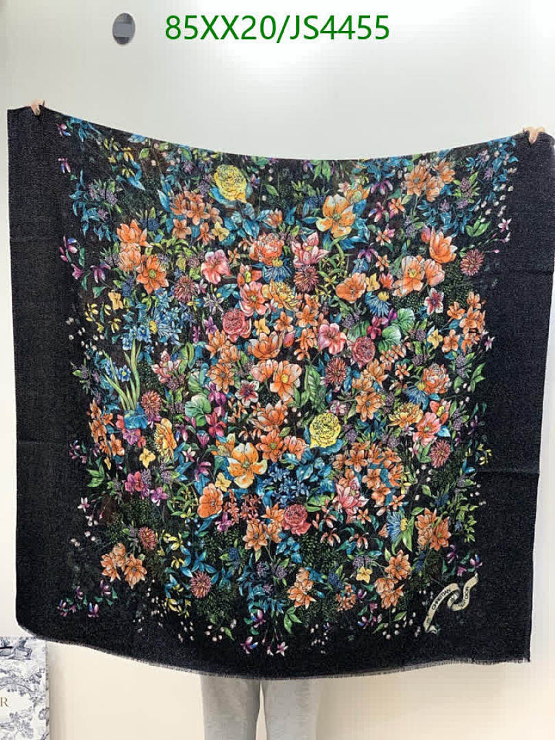 Dior-Scarf Code: JS4455 $: 85USD