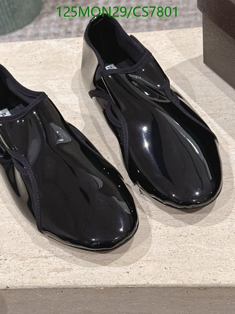 ALAIA-Women Shoes Code: CS7801 $: 125USD