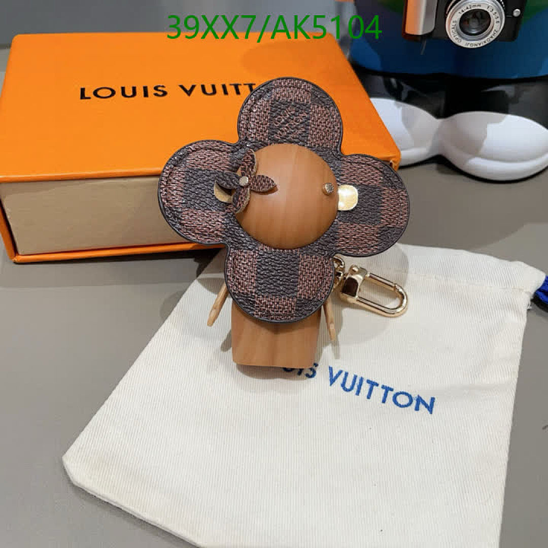LV-Key pendant Code: AK5104 $: 39USD