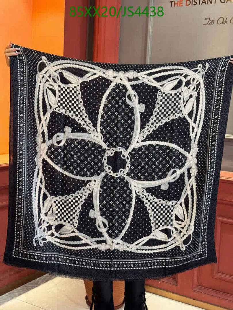 LV-Scarf Code: JS4438 $: 85USD