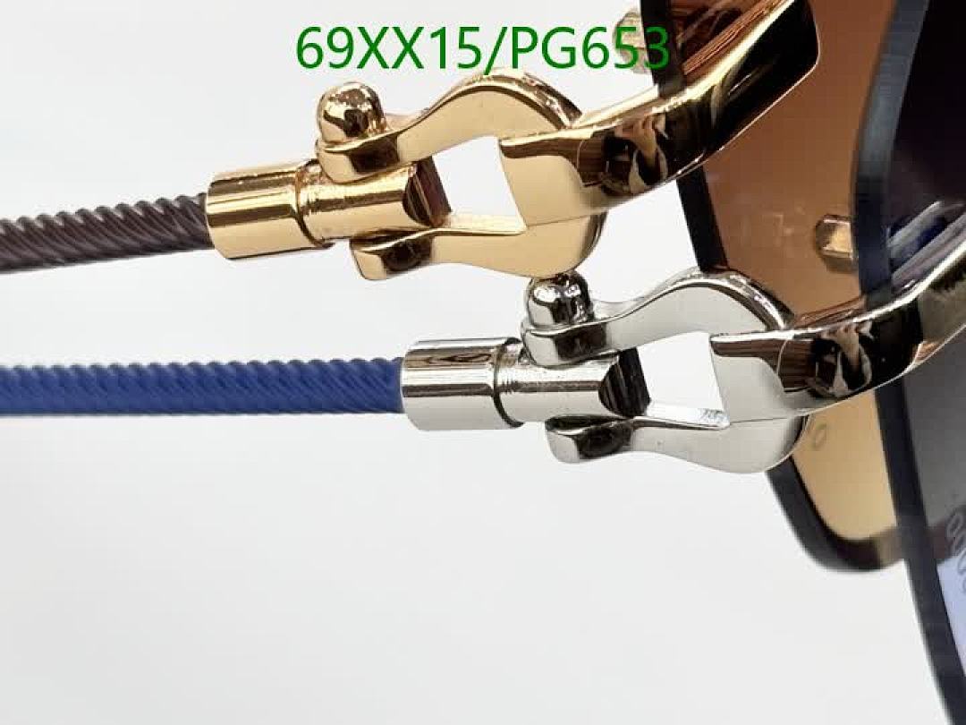 Fred-Glasses Code: PG653 $: 69USD