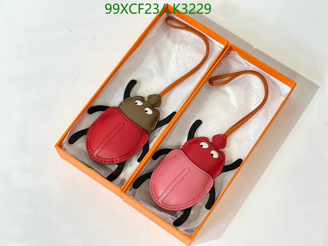 Hermes-Key pendant Code: LK3229 $: 99USD