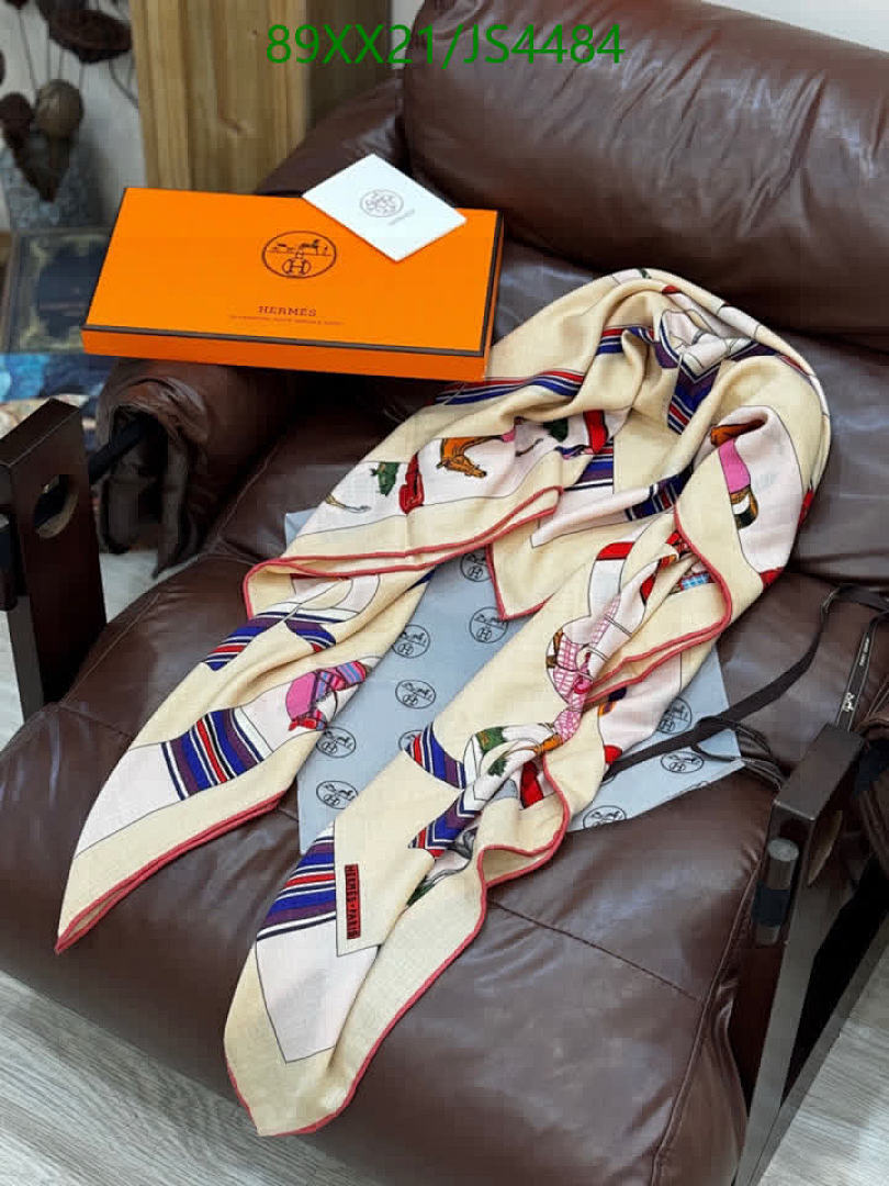 Hermes-Scarf Code: JS4484 $: 89USD