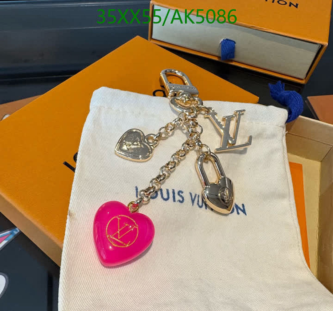 LV-Key pendant Code: AK5086 $: 35USD