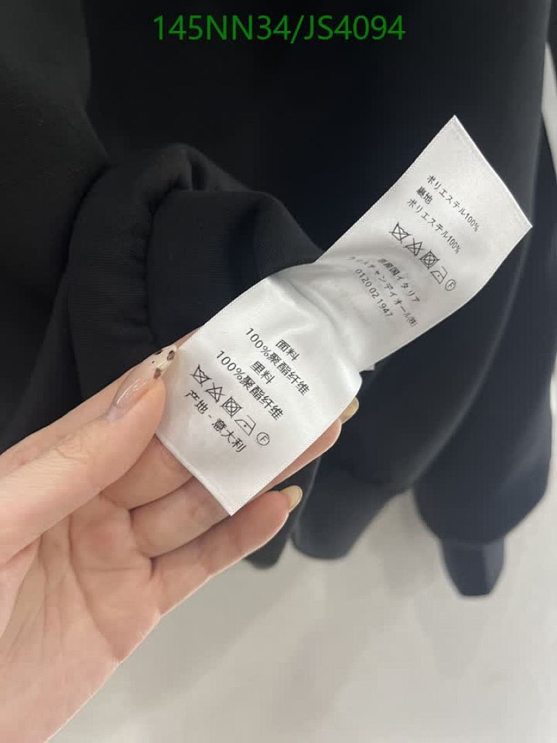 Dior-Clothing Code: JS4094 $: 145USD