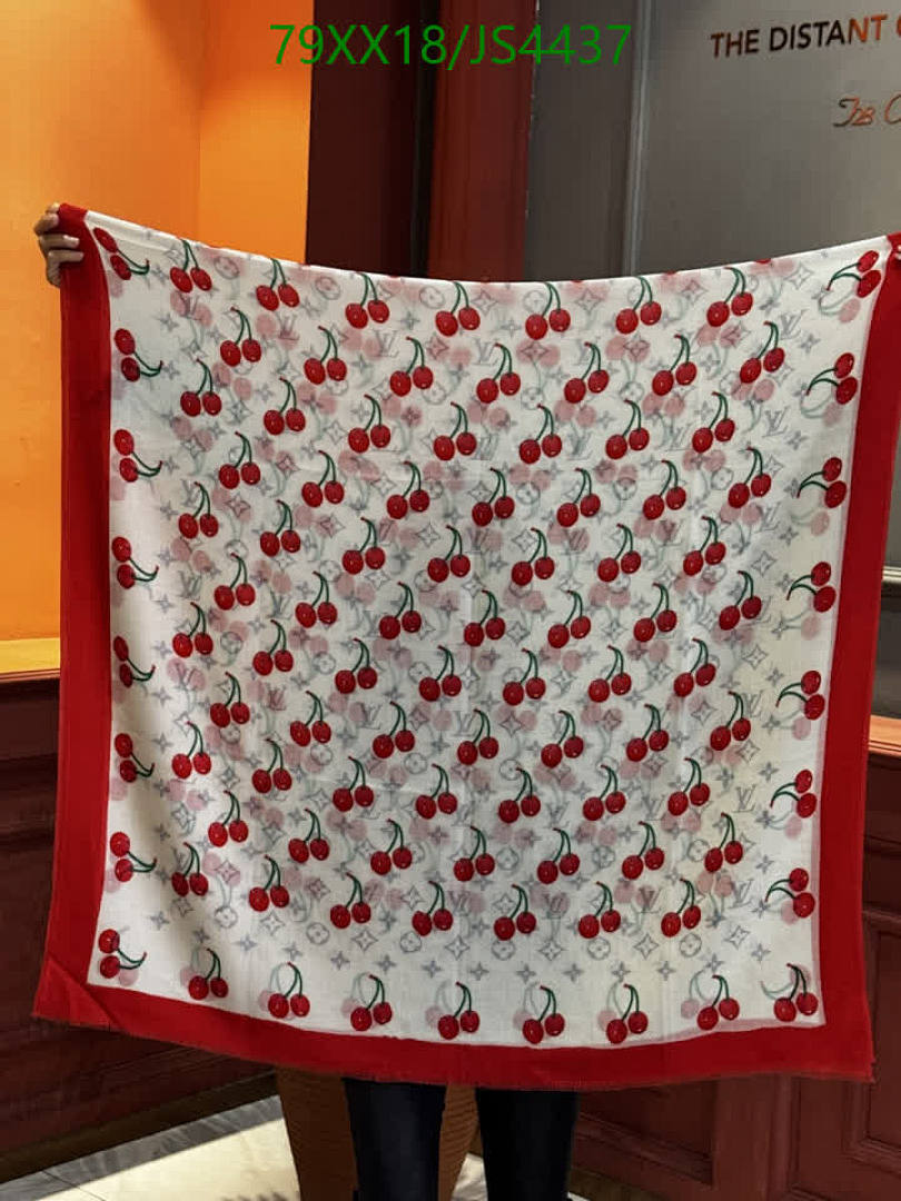 LV-Scarf Code: JS4437 $: 79USD