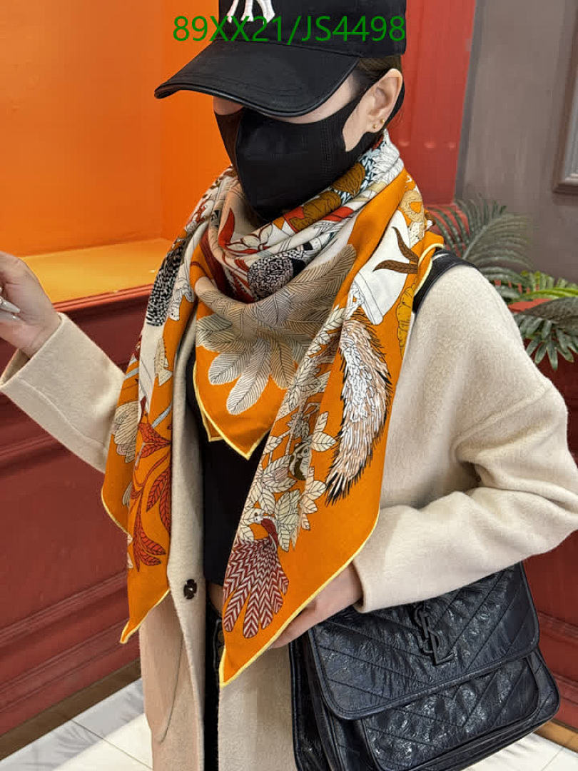 Hermes-Scarf Code: JS4498 $: 89USD