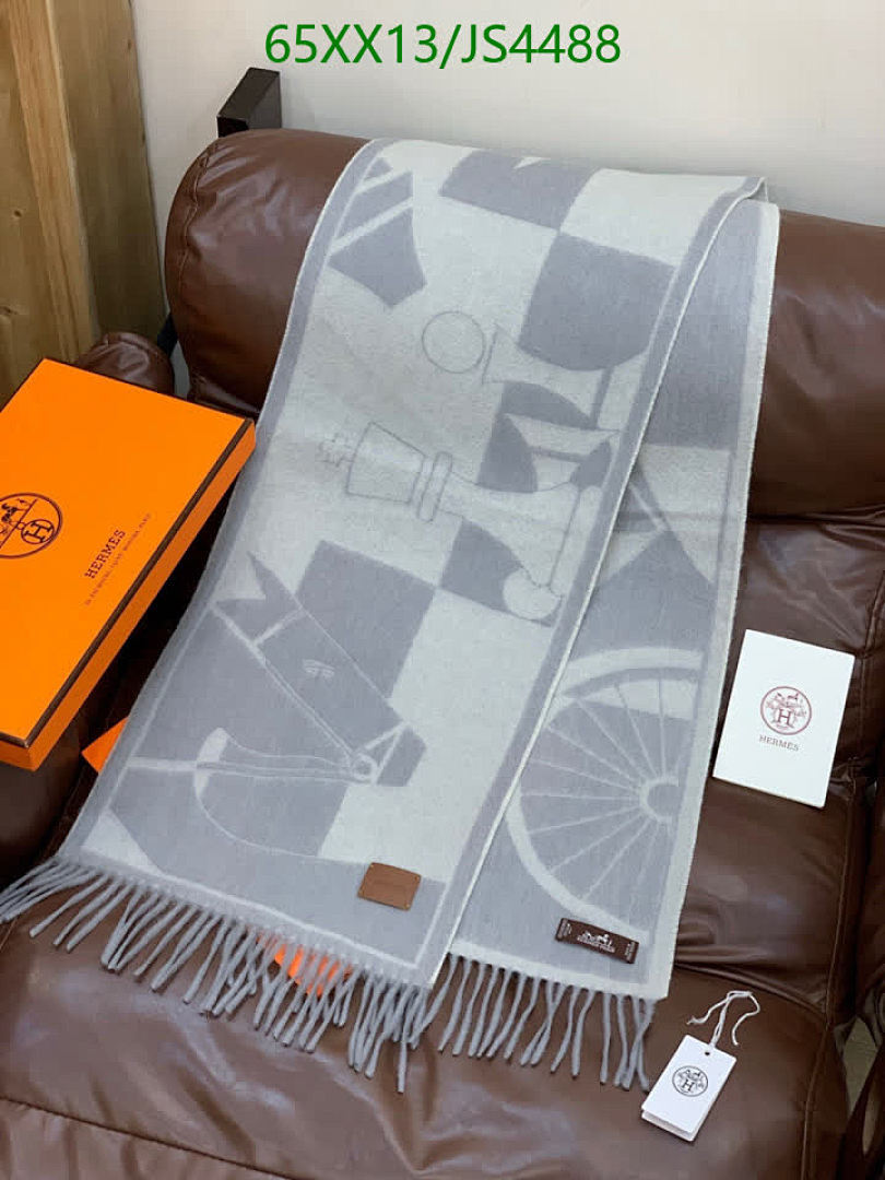 Hermes-Scarf Code: JS4488 $: 65USD