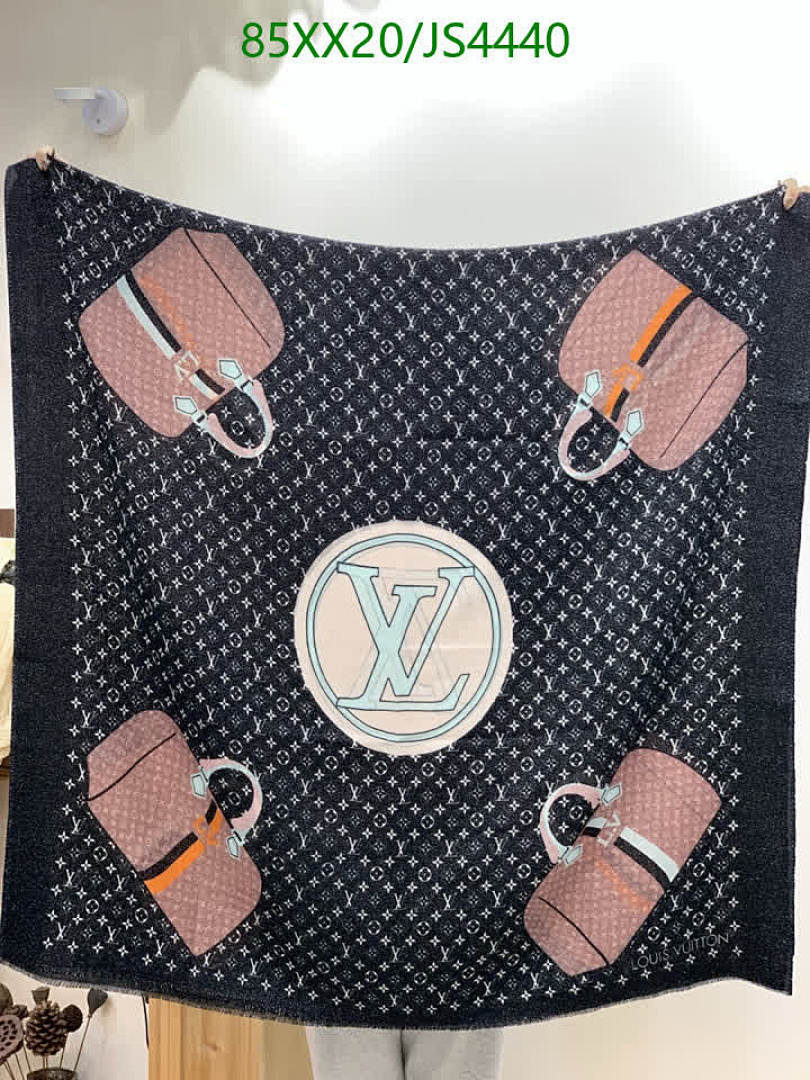 LV-Scarf Code: JS4440 $: 85USD