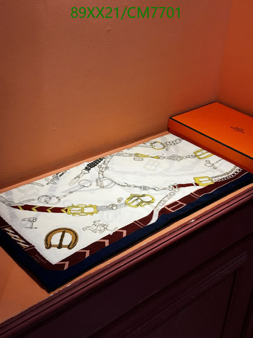 Hermes-Scarf Code: CM7701 $: 89USD