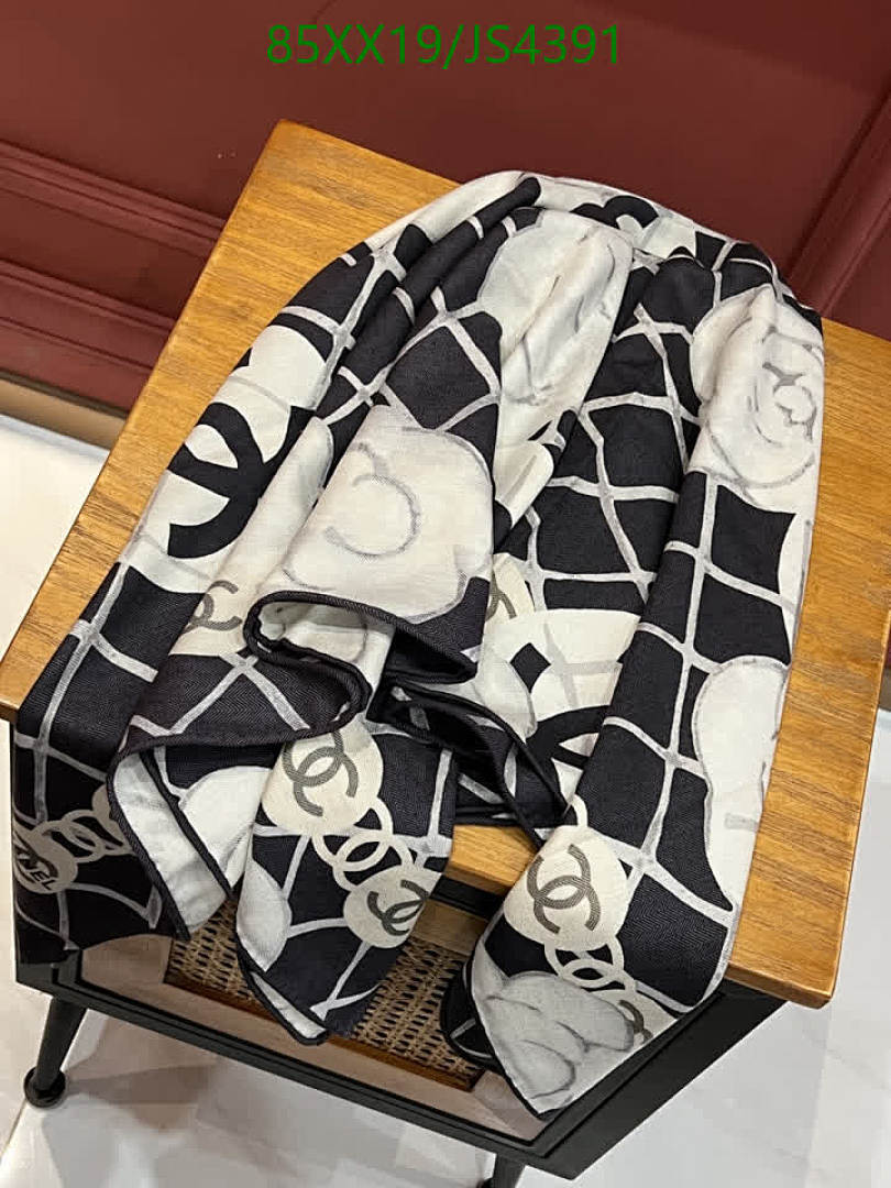 Chanel-Scarf Code: JS4391 $: 85USD