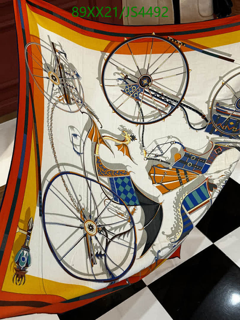 Hermes-Scarf Code: JS4492 $: 89USD